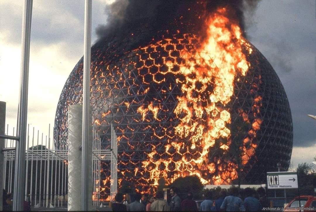 The Montreal Biosphere burning